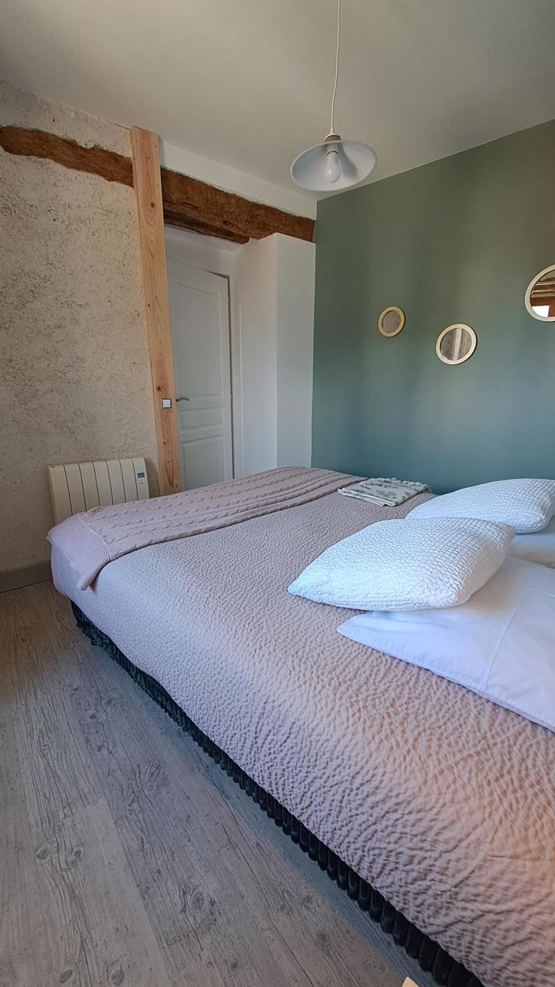 Bed and Breakfast Le Grenier Des Moineaux à Font-Romeu-Odeillo-Via Chambre photo